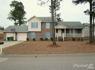 3814 Colorado Dr, Hope Mills, NC 28348