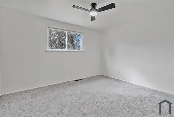 9342 Birch St — Photo 16