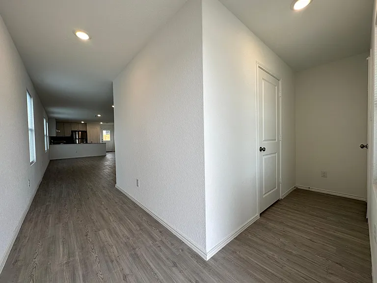 5170 Fowler Crst — Photo 4