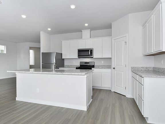 6th image of this home