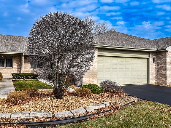 2nd image of 16549 Fairfax Ct
