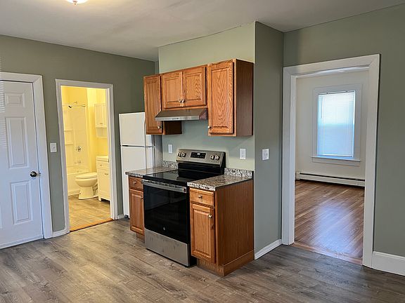 2nd image of 78-80 Marianna St #1