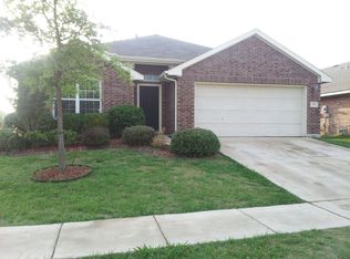 401 Fireberry Dr, Fate, TX