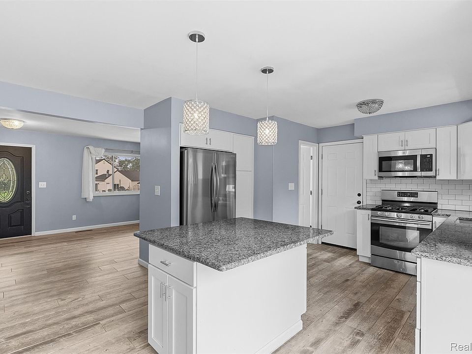 819 Alpine Trl, photo 10