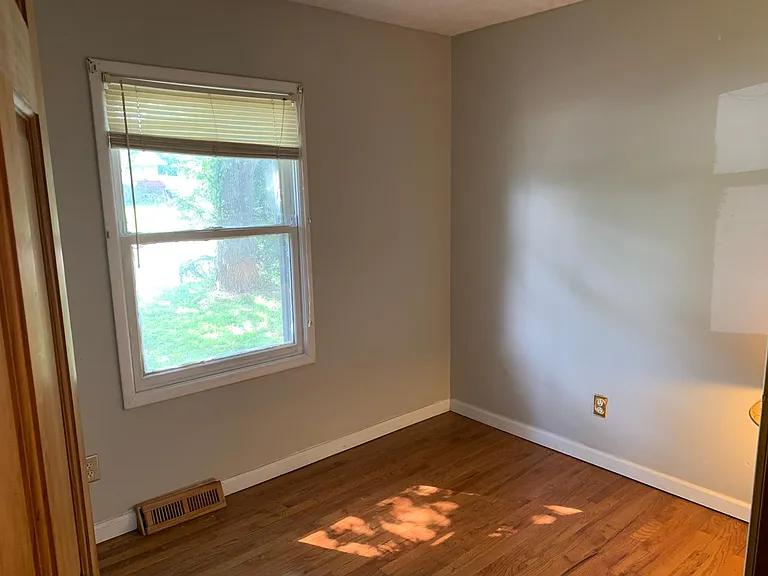 3640 Niles Dr — Photo 10