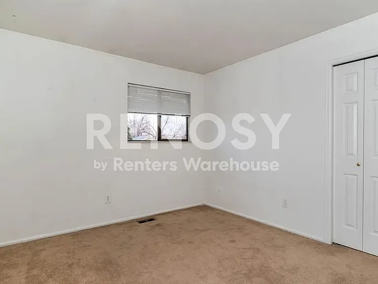 5452 Blackhawk Rd — Photo 33