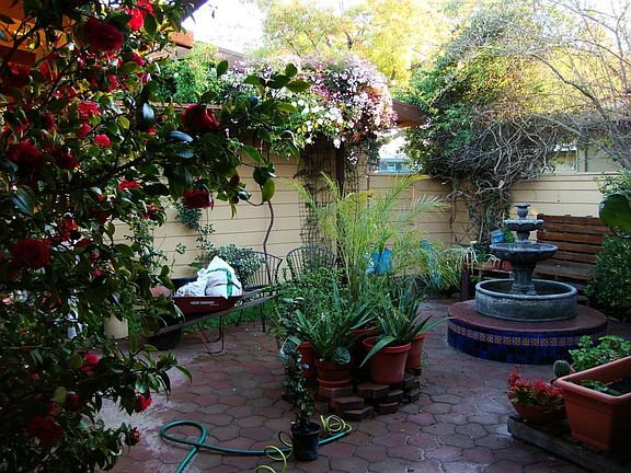 Private patio with fountain