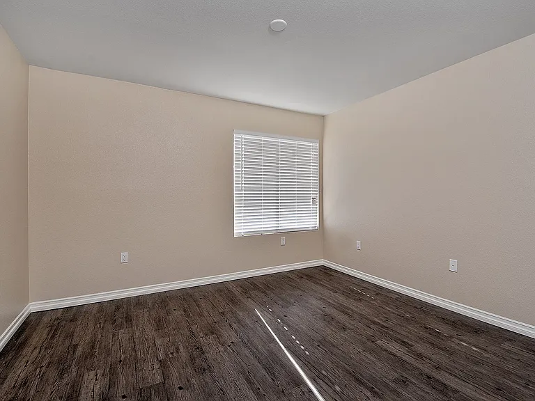 Fairway Manor Apartment Homes Bedroom