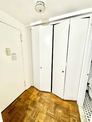 Rented by Addison Property Group | media 14
