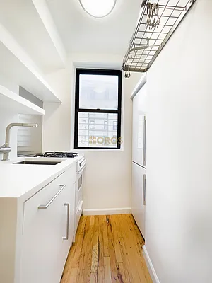 Rented by City Connections Realty | media 10