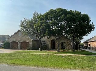 2312 W Rathgeber Rd, Wichita Falls, TX 76310