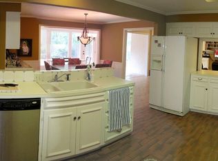 2720 Pecan Dr, Tyler, TX 75701