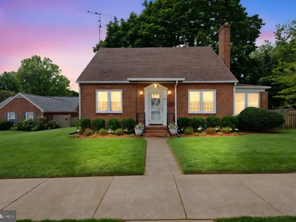 23 Westmoreland St, Westminster, MD 21157