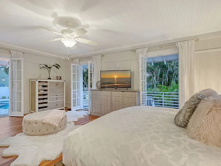 7715 Westmoreland Dr — Photo 46