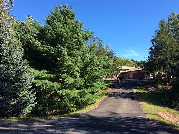 driveway up from cul-de-sac