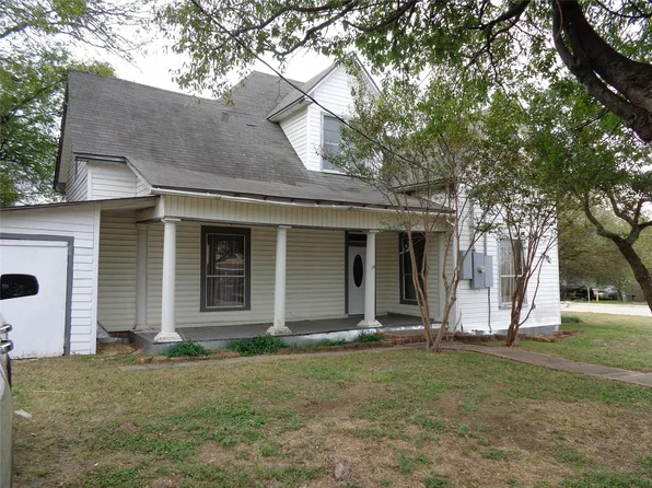 211 W Purdom Ave, Alvarado, TX 76009