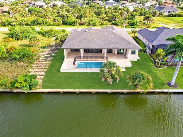 15618 VISCOUNT CIRCLE, PORT CHARLOTTE, FL 33981
