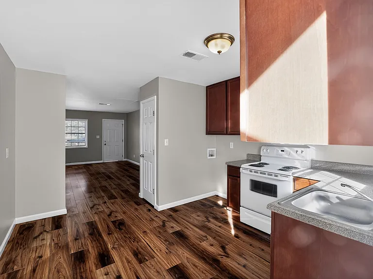 3681 Lynn Dr — Photo 19