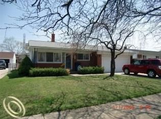 31631 Lafler Dr, Rockwood, MI