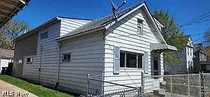 3706 Walton Ave Photo 1