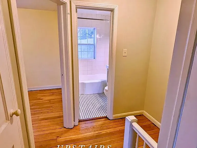 732 Clarendon Pl — Photo 9