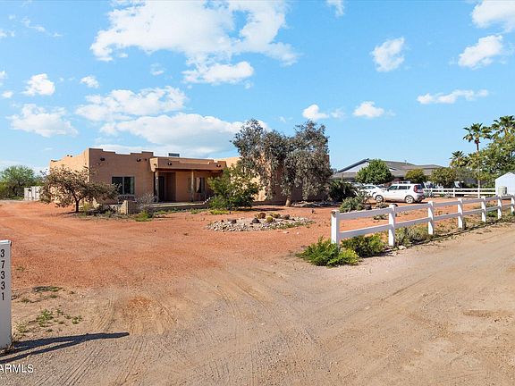 2nd image of 37331 W Montebello Avenue