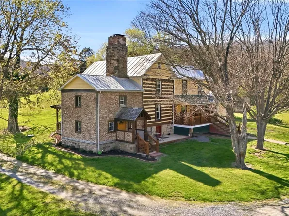 45 Cougar Hollow Rd, Romney, WV 26757