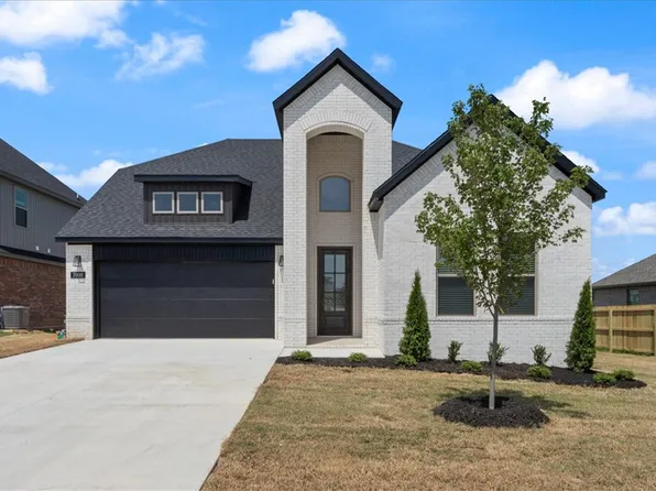 7008 SW Orange Ave, Bentonville, AR 72713