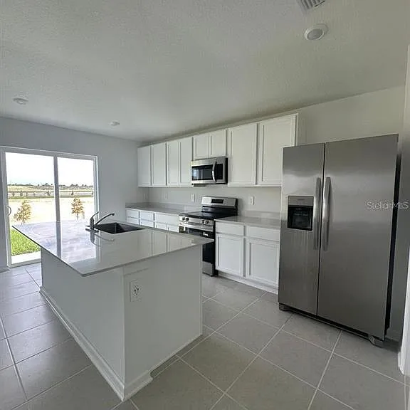 2366 McKinley Dr — Photo 4