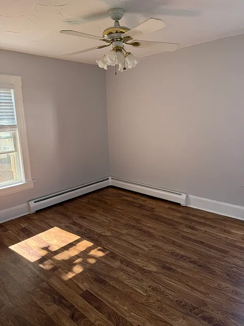 3 bed, 1417 sqft, $2,400 — Photo 3