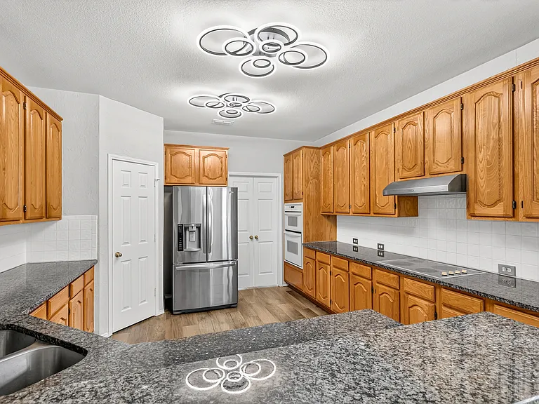 4325 Boca Raton Dr — Photo 6