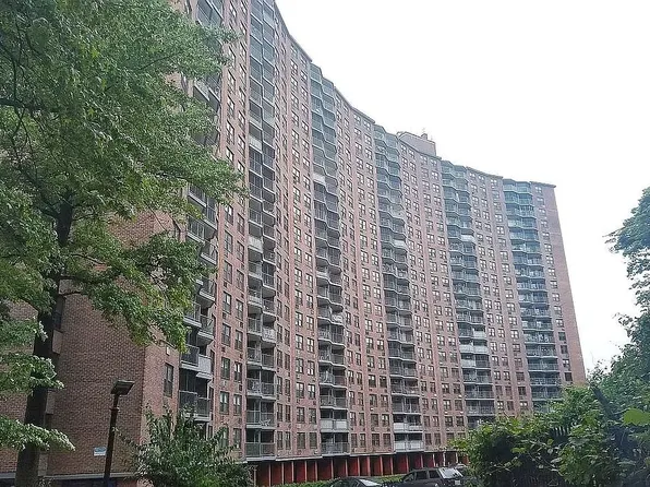 90-60 Union Tpke APT 15F, Ridgewood, NY 11385