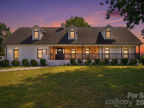 5009 Hemby Rd, Matthews, NC 28104