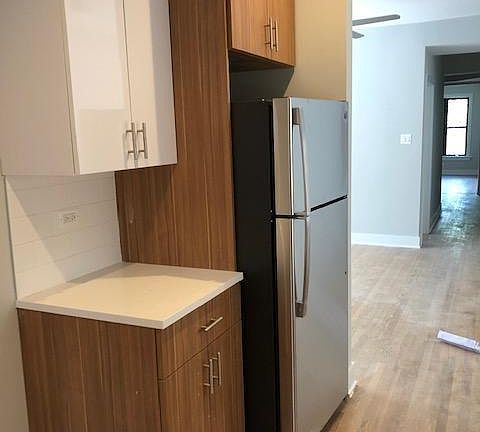 4th image of 5943 N Magnolia Ave #2K