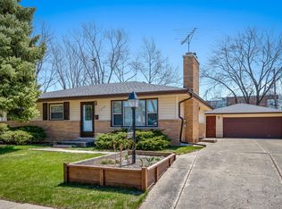 1249 Anthony Rd, Wheeling, IL 60090