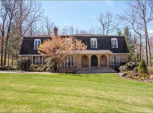 16 Pike St, Alpine, NJ 07620