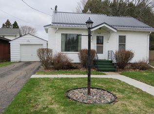 1404 N Superior St, Antigo, WI 54409