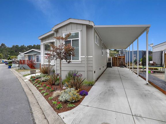 2nd image of 104 La Granada Ln
