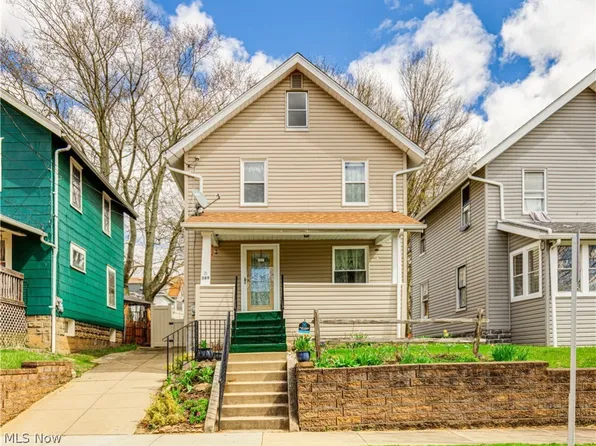 389 Pioneer St, Akron, OH 44305