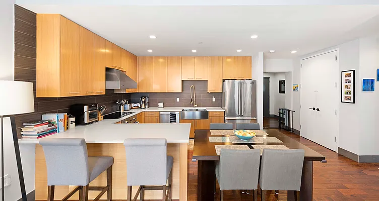 Sold by Nest Seekers International | media 3