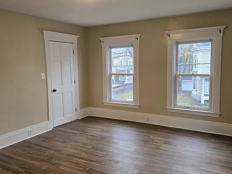 130 Merriam Ave #2 — Photo 10