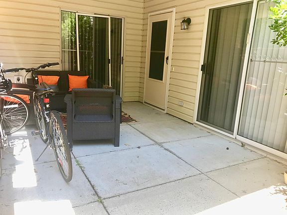 Patio (approx. 11' x 11')