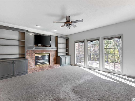 5th image of 6420 S 177th St