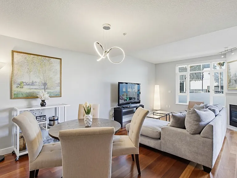 1169 Pacific Hwy #107 — Photo 7