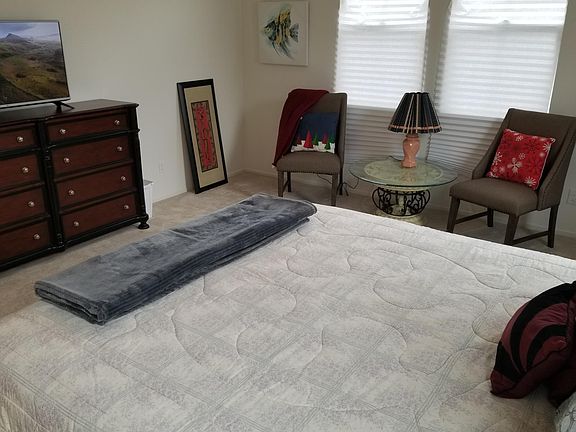 5th image of 2351 S Fern Ave