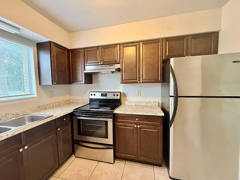 4117 S Semoran Blvd #22 — Photo 16