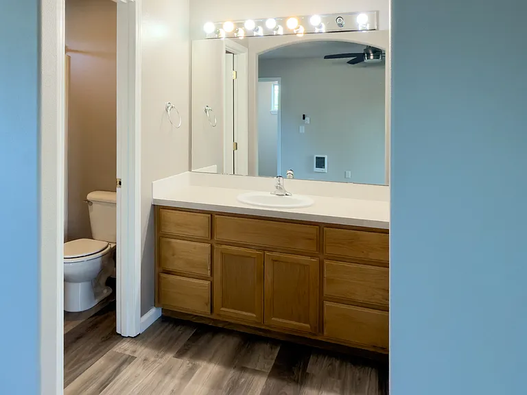 898 NE Hidden Valley Dr #1 — Photo 19