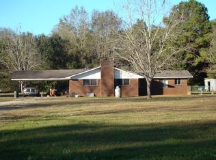 61 Siler Dr, Carriere, MS 39426