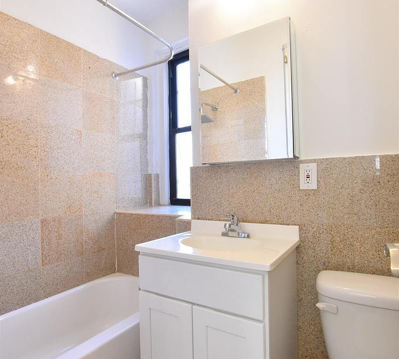 1st image of 341 W 45th St APT 403