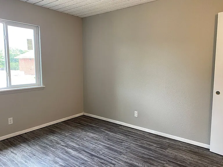 Midtown Park Apartments — Photo 5